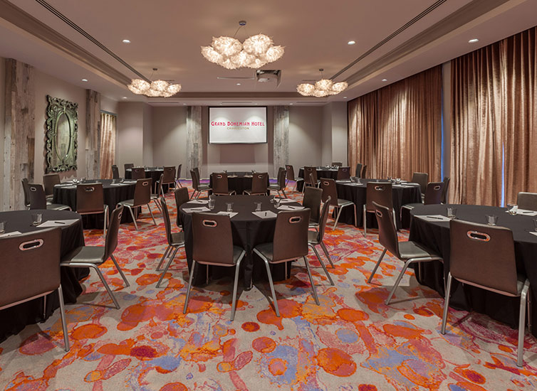 Architectural photo of a meeting room